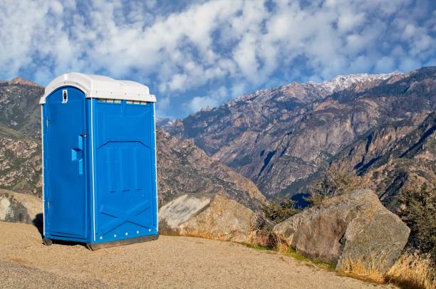 Porta potty delivery and setup in Newellton, LA